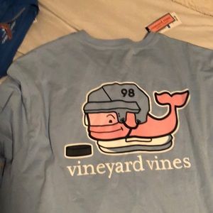 Brand New w tags!! Size xl Vineyard Vines